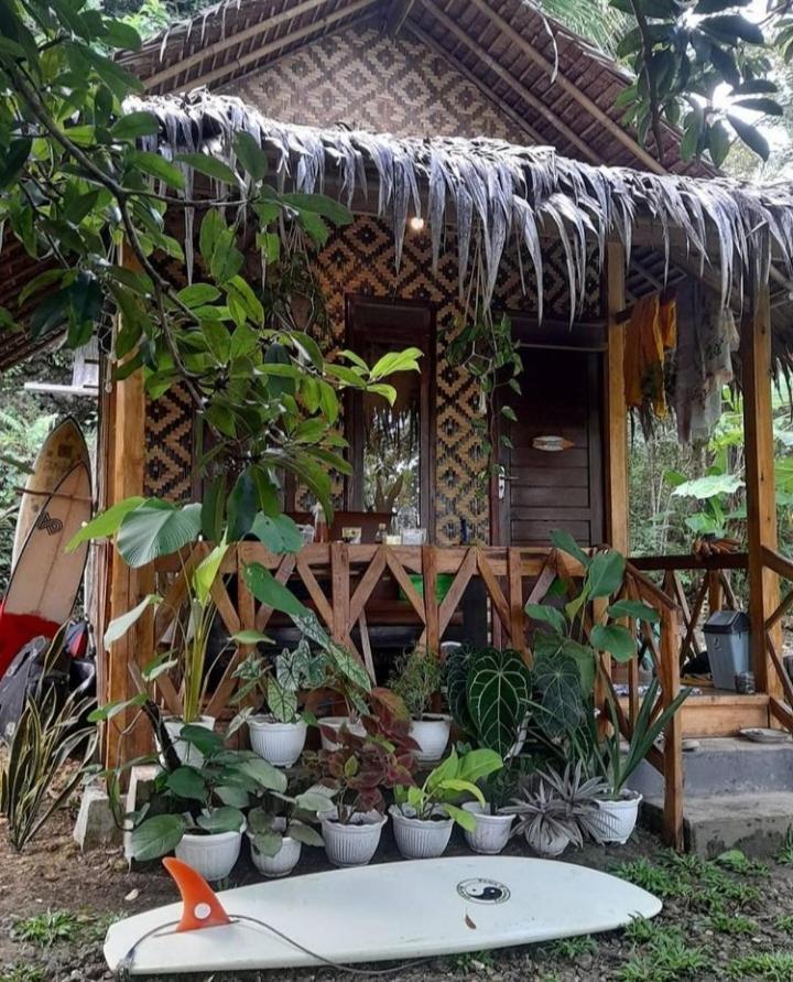 Anik Homestay & Dormy Batukaras מראה חיצוני תמונה